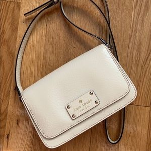Kate Spade Crossbody wallet bag